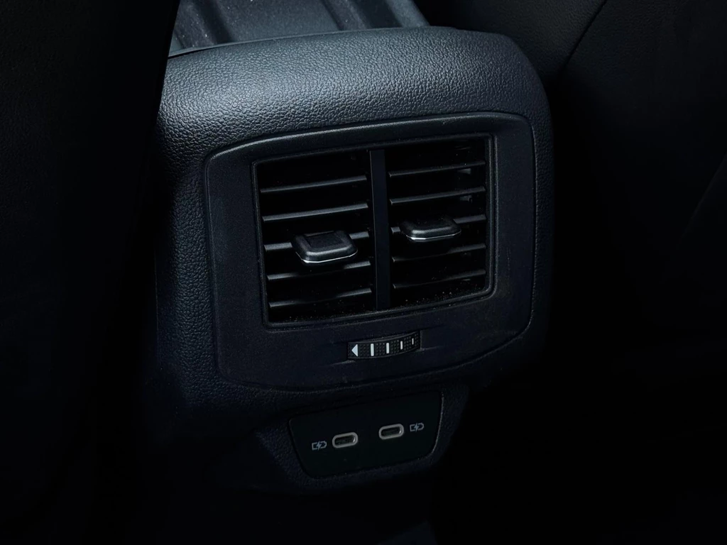 Volkswagen T-Roc – foto 30