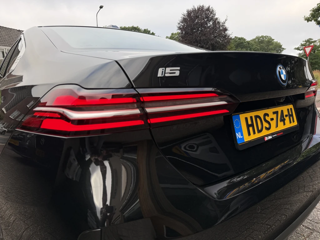 BMW i5 – foto 29