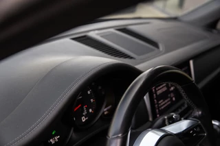Porsche Macan – thumbnail 12