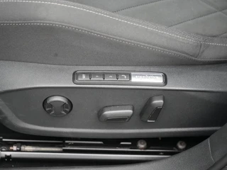 Volkswagen Golf – thumbnail 41