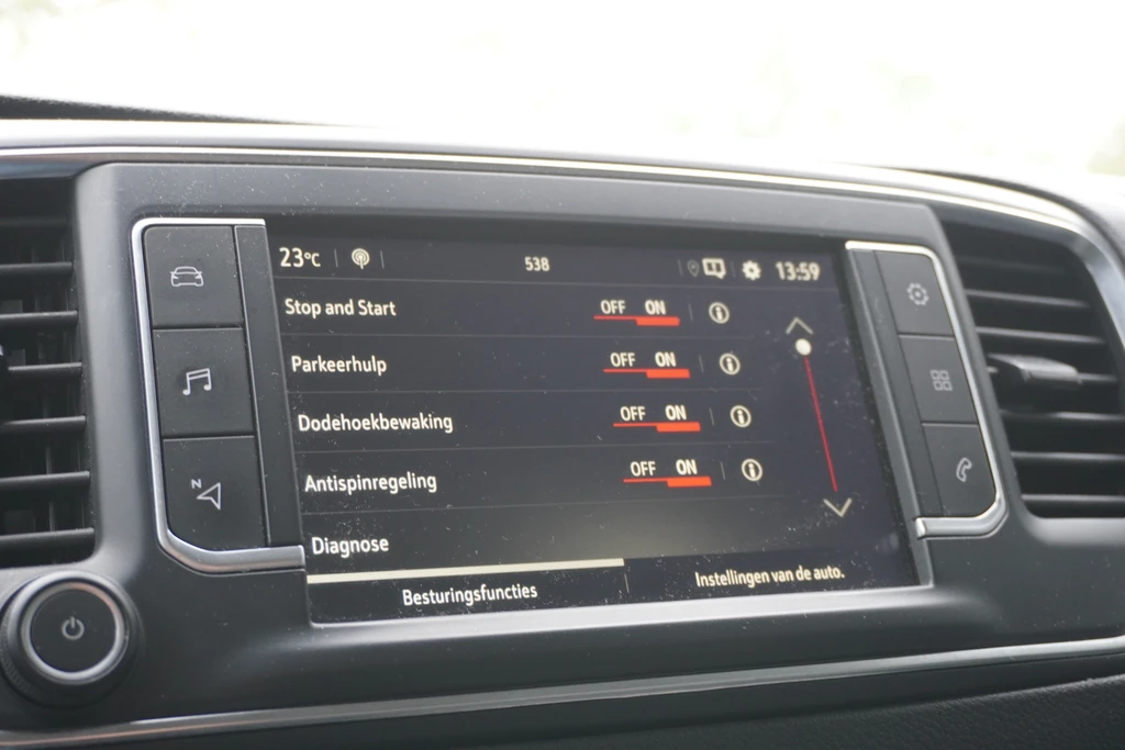 Opel Vivaro – foto 17