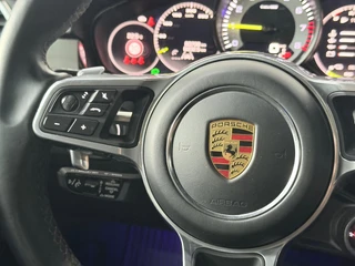 Porsche Cayenne – thumbnail 12