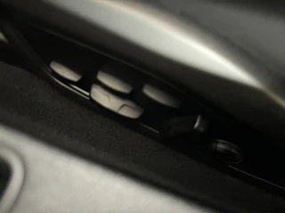 Porsche 911 – thumbnail 17