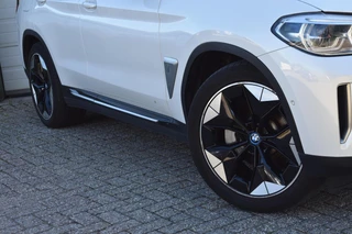 BMW iX3 – thumbnail 8