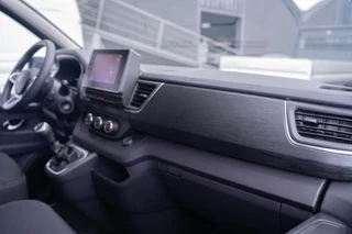 Renault Trafic – thumbnail 23