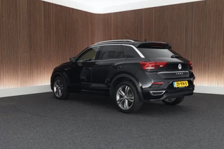 Volkswagen T-Roc – thumbnail 3