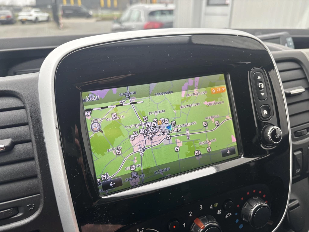 Renault Trafic – foto 18