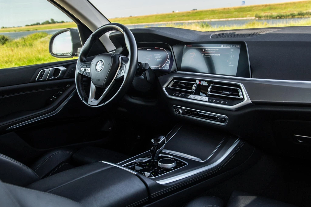 BMW X5 – foto 51