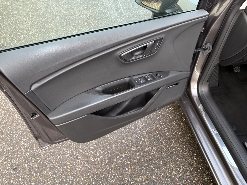 SEAT Leon – foto 14