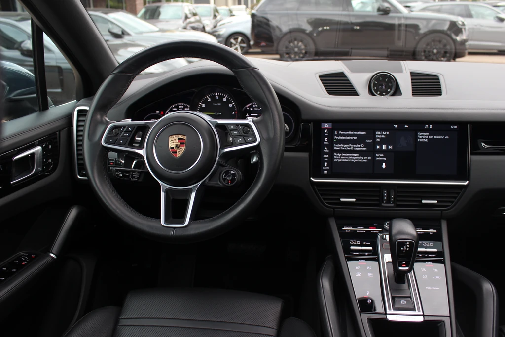 Porsche Cayenne – foto 12