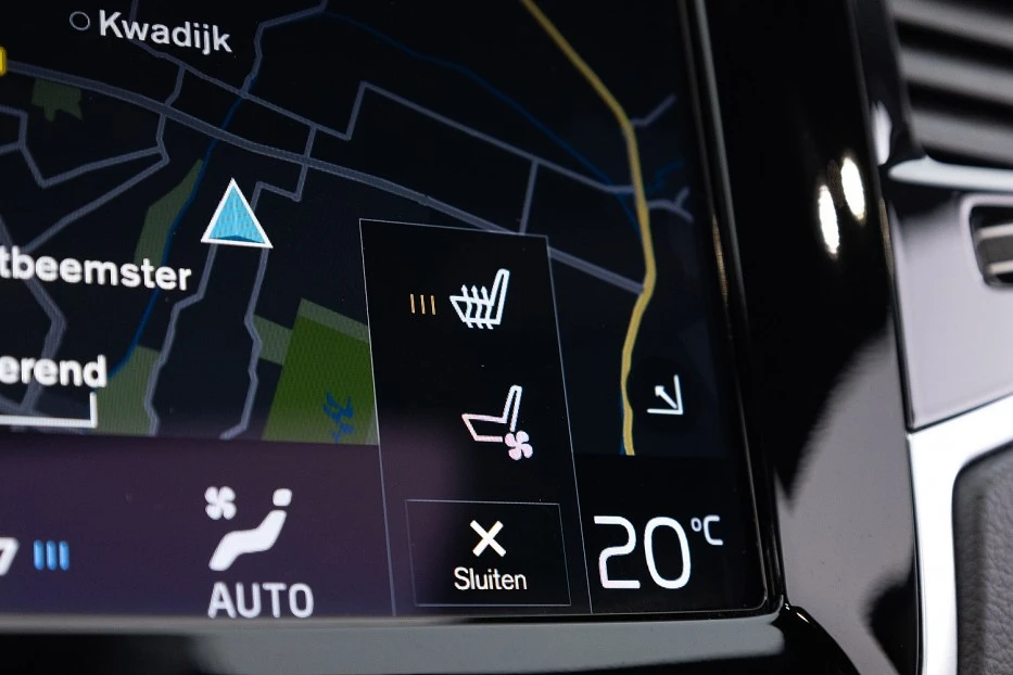 Volvo XC90 – foto 32