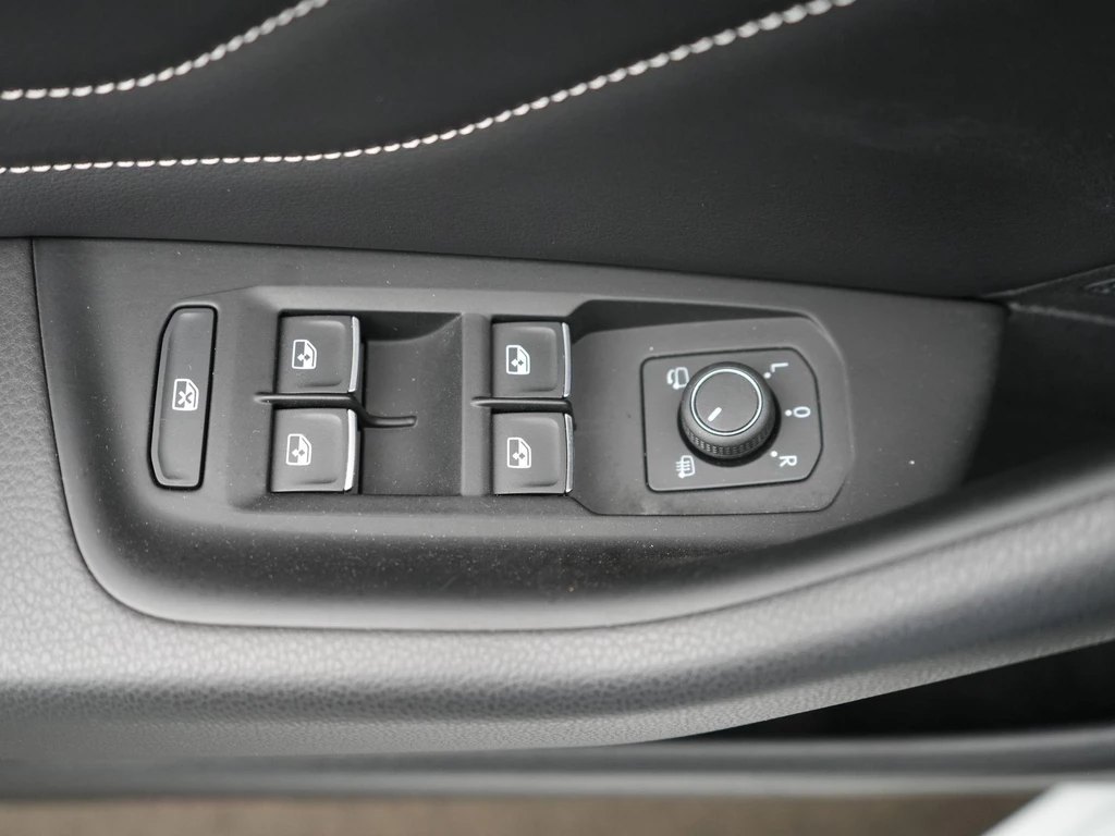Volkswagen Passat – foto 36