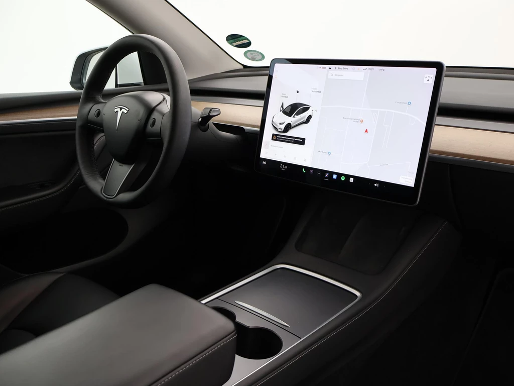 Tesla Model Y – foto 9