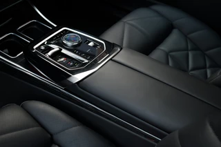 BMW 7 Serie – thumbnail 79