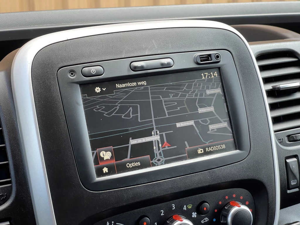 Renault Trafic – foto 12
