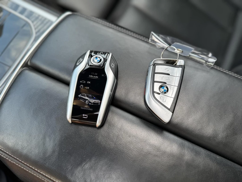 BMW 8 Serie – foto 27