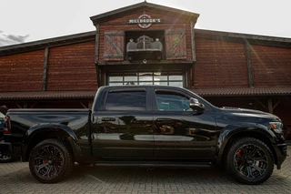 Dodge Ram 1500 – thumbnail 3