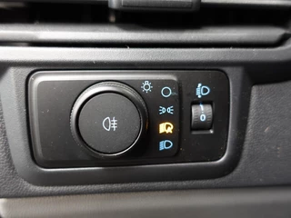 Ford Transit Custom – thumbnail 20