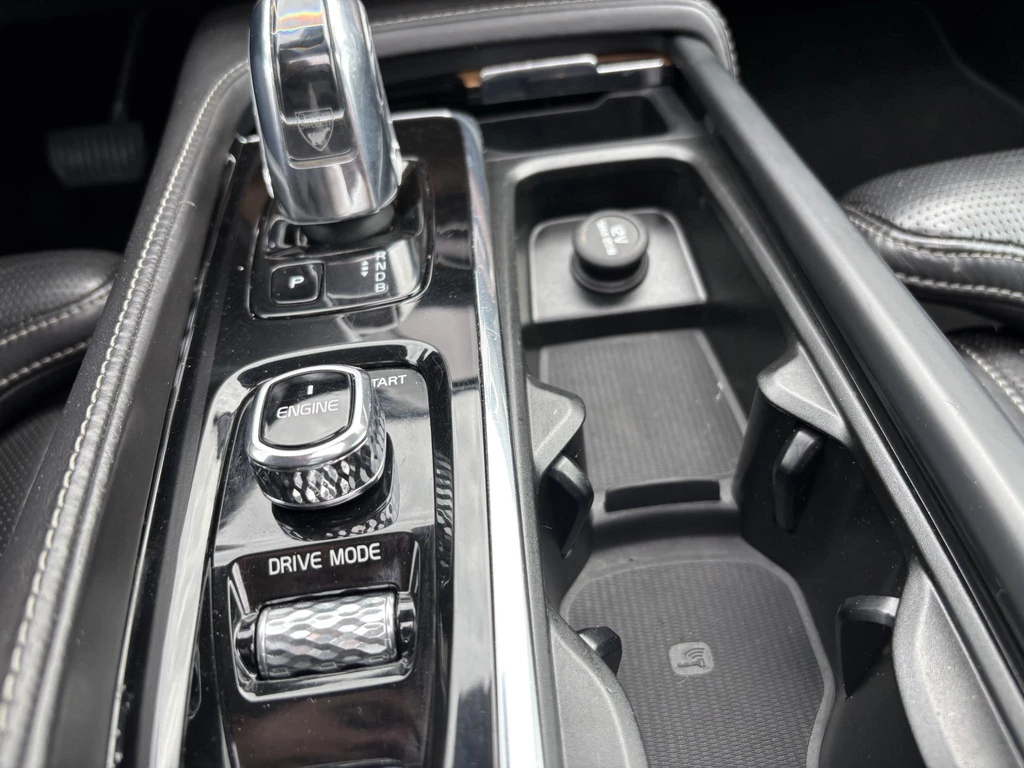 Volvo XC90 – foto 22