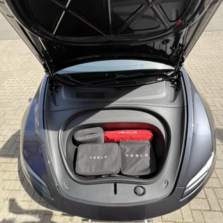 Tesla Model 3 – thumbnail 23