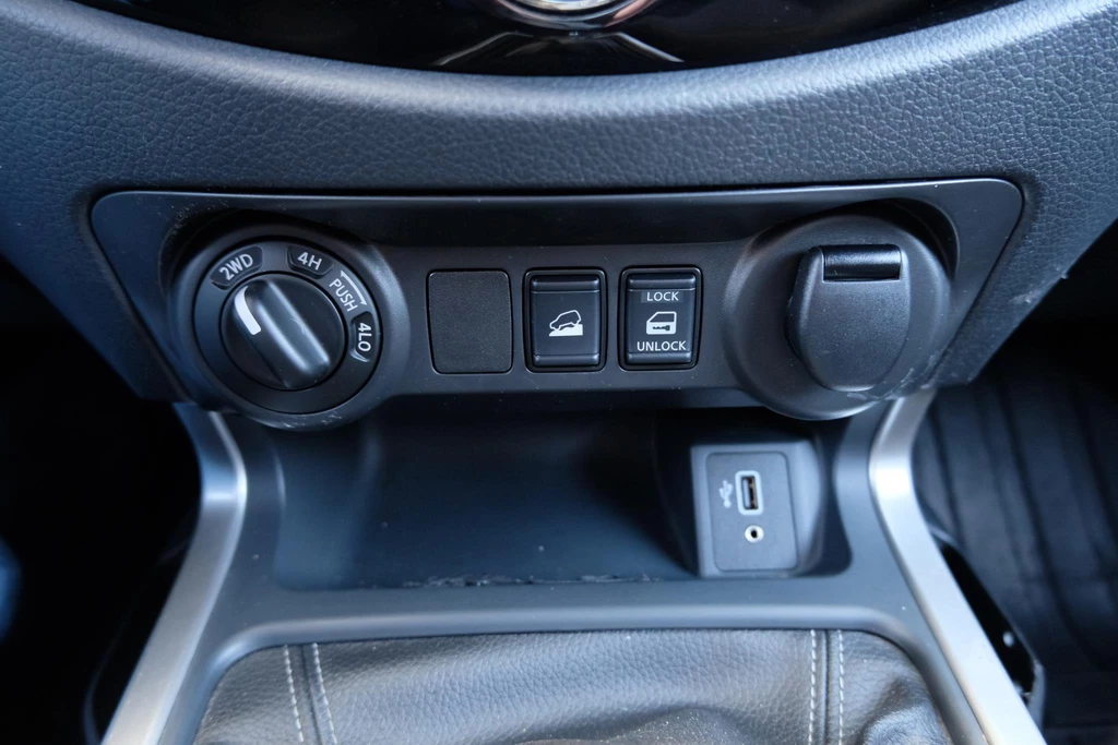 Nissan Navara – foto 29