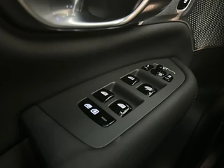 Volvo XC90 – thumbnail 32