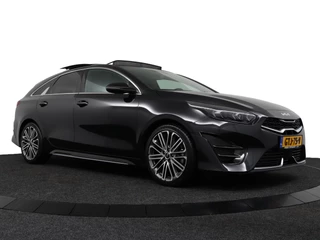 Kia ProCeed – thumbnail 11