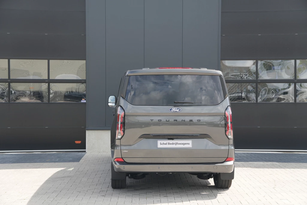 Ford Tourneo Custom – foto 4
