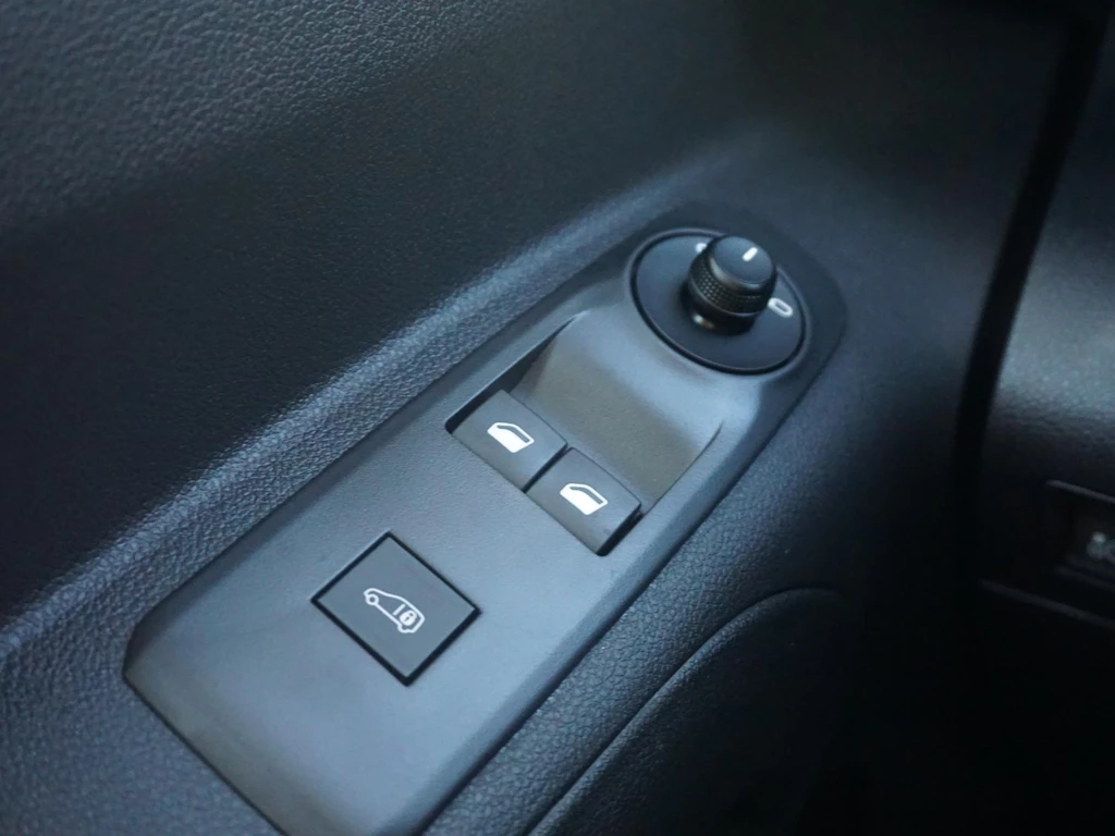 Peugeot e-Partner – foto 25