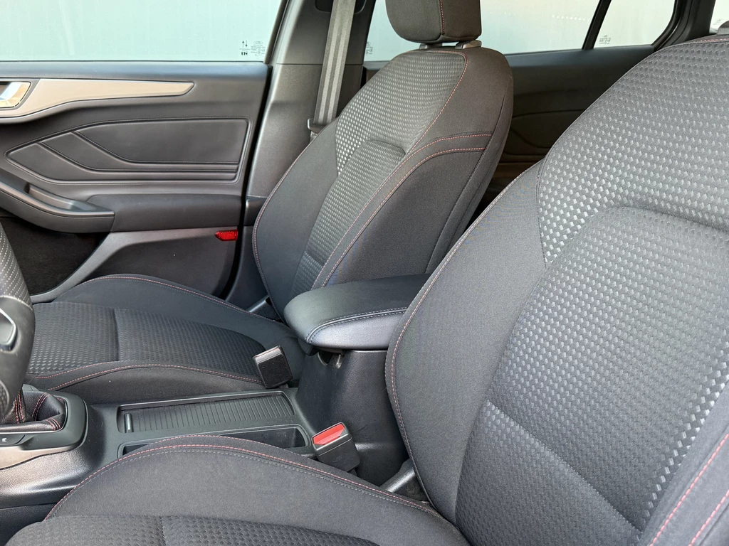 Ford Focus – foto 30