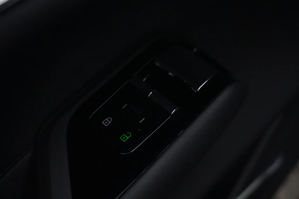 Volvo EX90 – foto 28