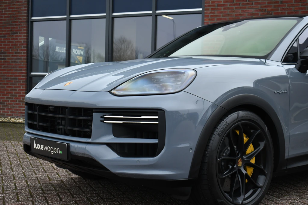Porsche Cayenne – foto 2