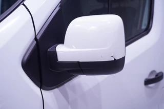 Nissan NV300 – thumbnail 22