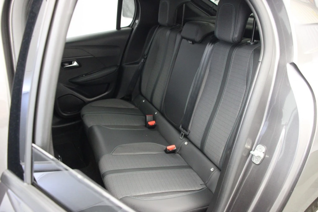 Peugeot 208 – foto 18