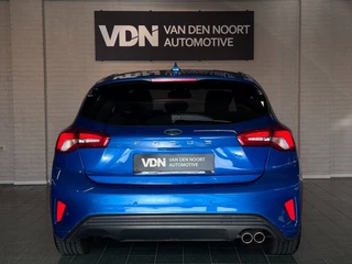 Ford Focus – thumbnail 3