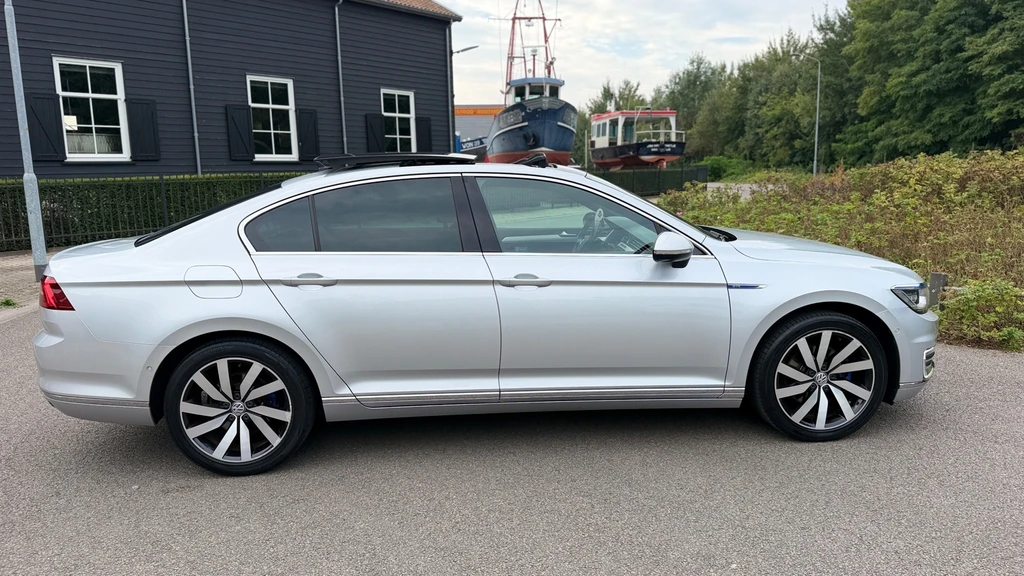 Volkswagen Passat – foto 9