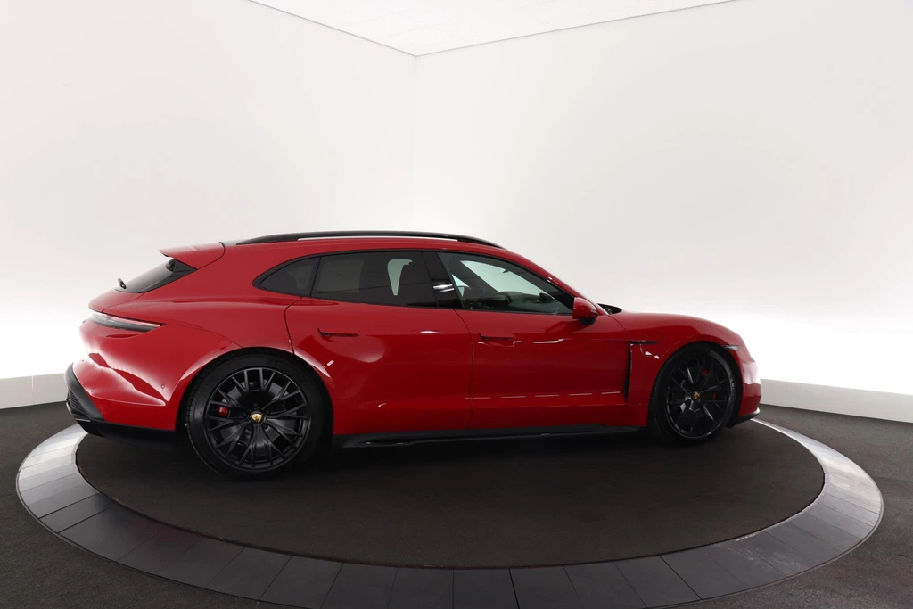 Porsche Taycan – foto 9