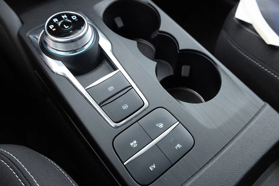Ford Kuga – foto 17