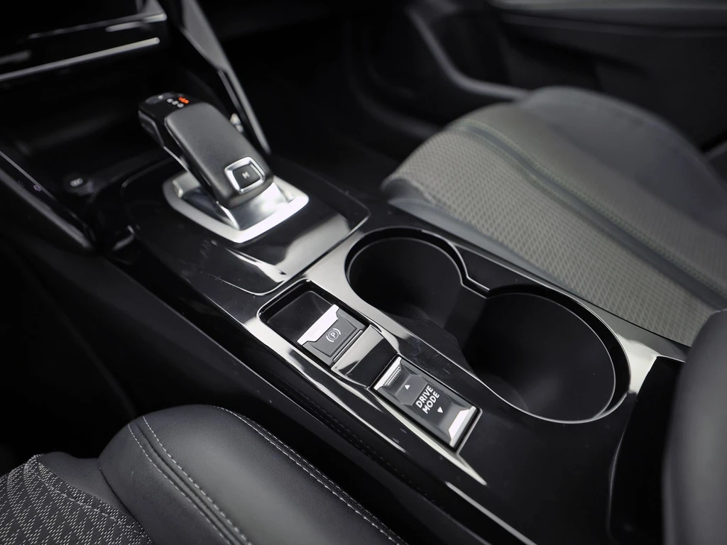 Peugeot 208 – foto 24