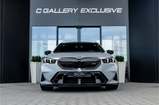 BMW M5 – thumbnail 10