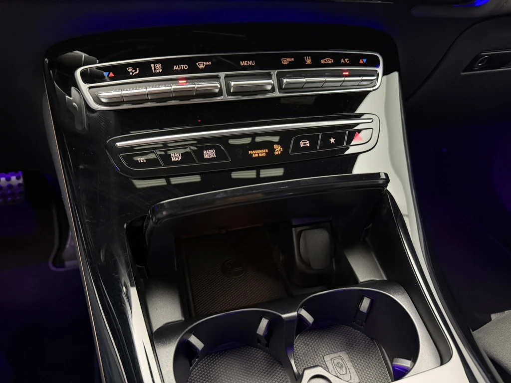 Mercedes-Benz EQC – foto 19
