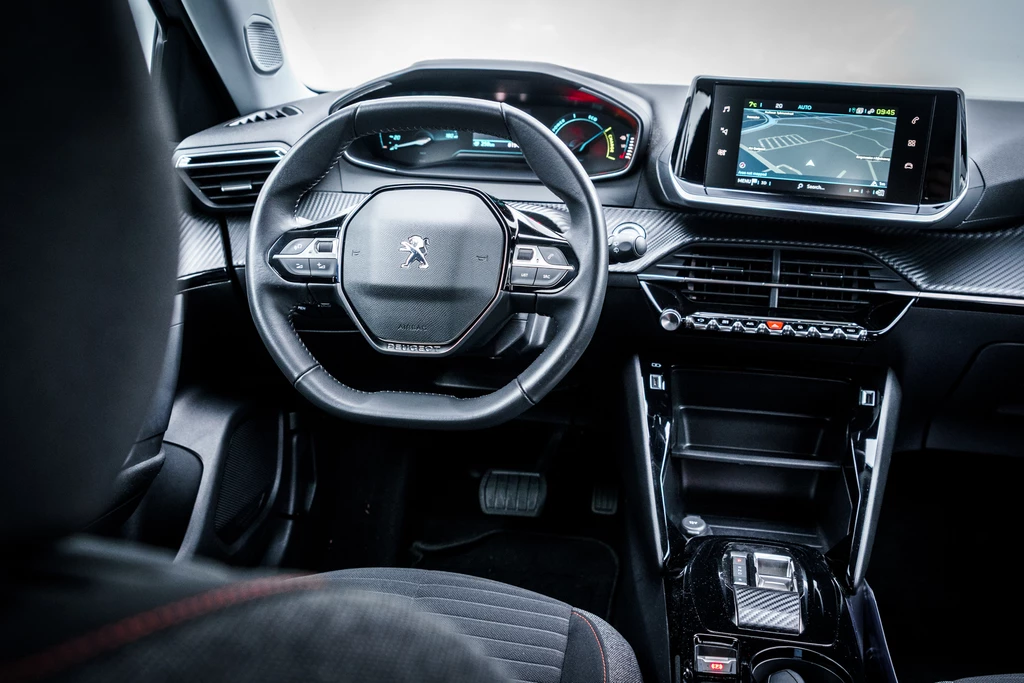 Peugeot e-2008 – foto 13