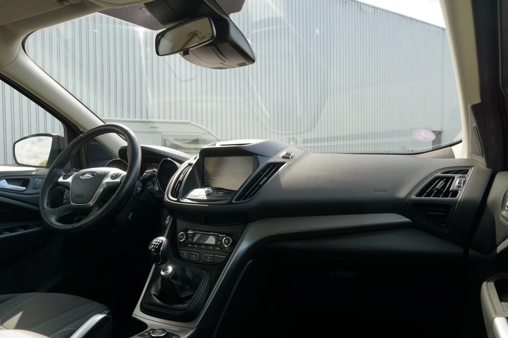 Ford Kuga – foto 11