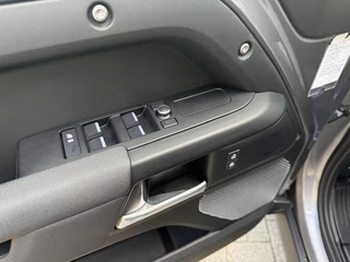 Land Rover Defender – thumbnail 27