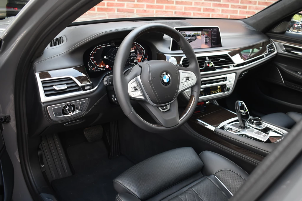 BMW 7 Serie – foto 107