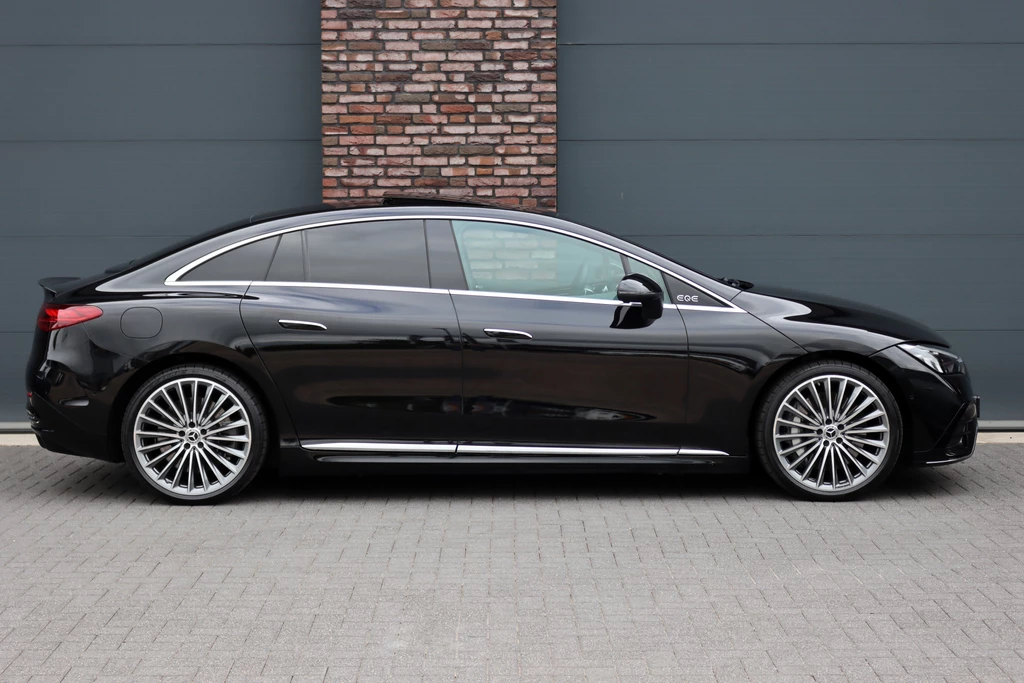 Mercedes-Benz EQE – foto 7