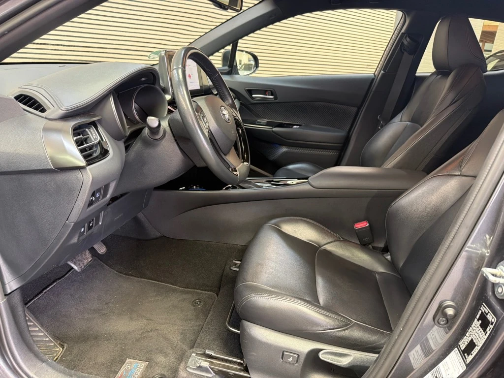 Toyota C-HR – foto 12