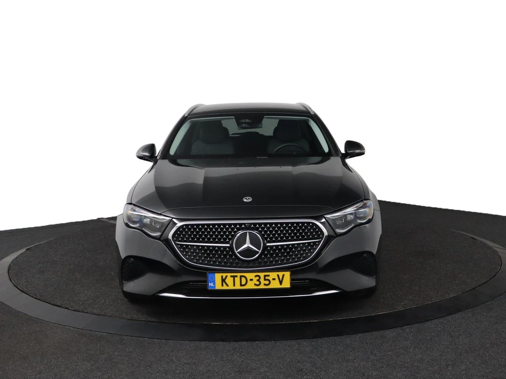 Mercedes-Benz E-Klasse – foto 8