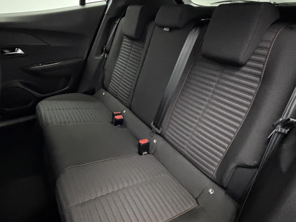 Peugeot e-2008 – foto 19