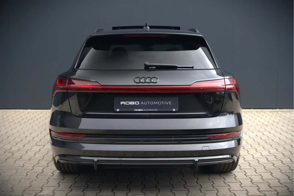 Audi e-tron – foto 7